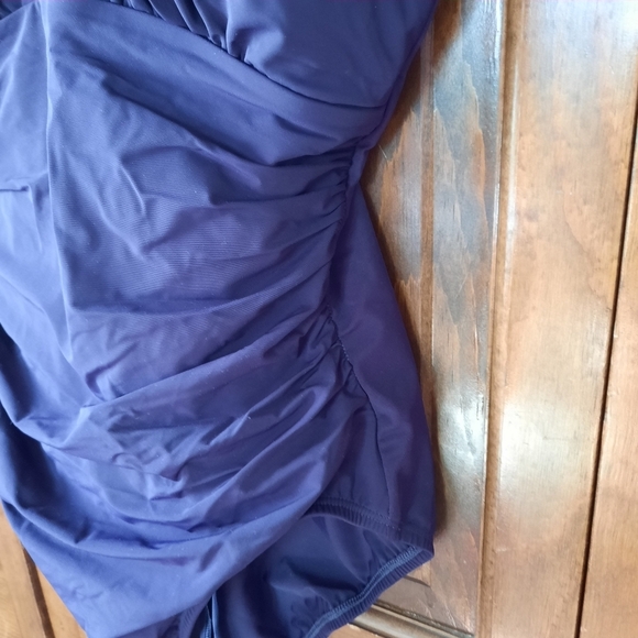 Lands' End Slendersuit Grecian Low Leg One Piece Swimsuit Blackberry 517227 - Picture 8 of 16